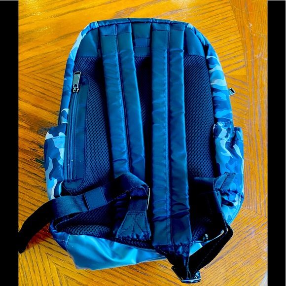 NWT: LUG HOPPER BACKPACK: CAMO MIDNIGHT main image 9